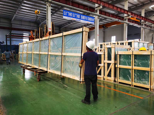 맞춤형 대형 강화 유리 샌드위치 유리