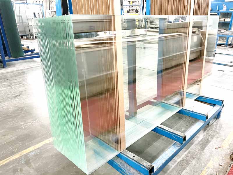 강화유리와 일반유리의 차이점