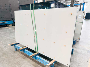 적층 강화 세라믹 유리