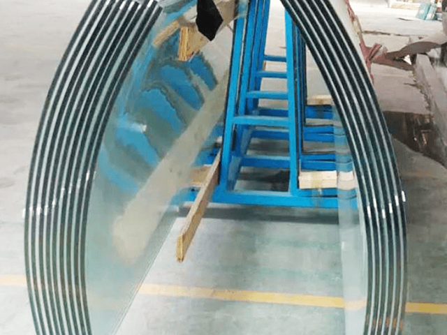 곡선 강화 유리